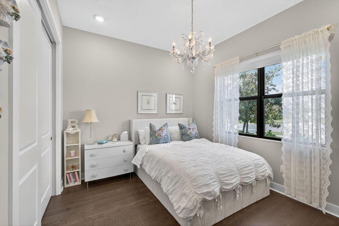 CRESSWIND PALM BEACH - Residential