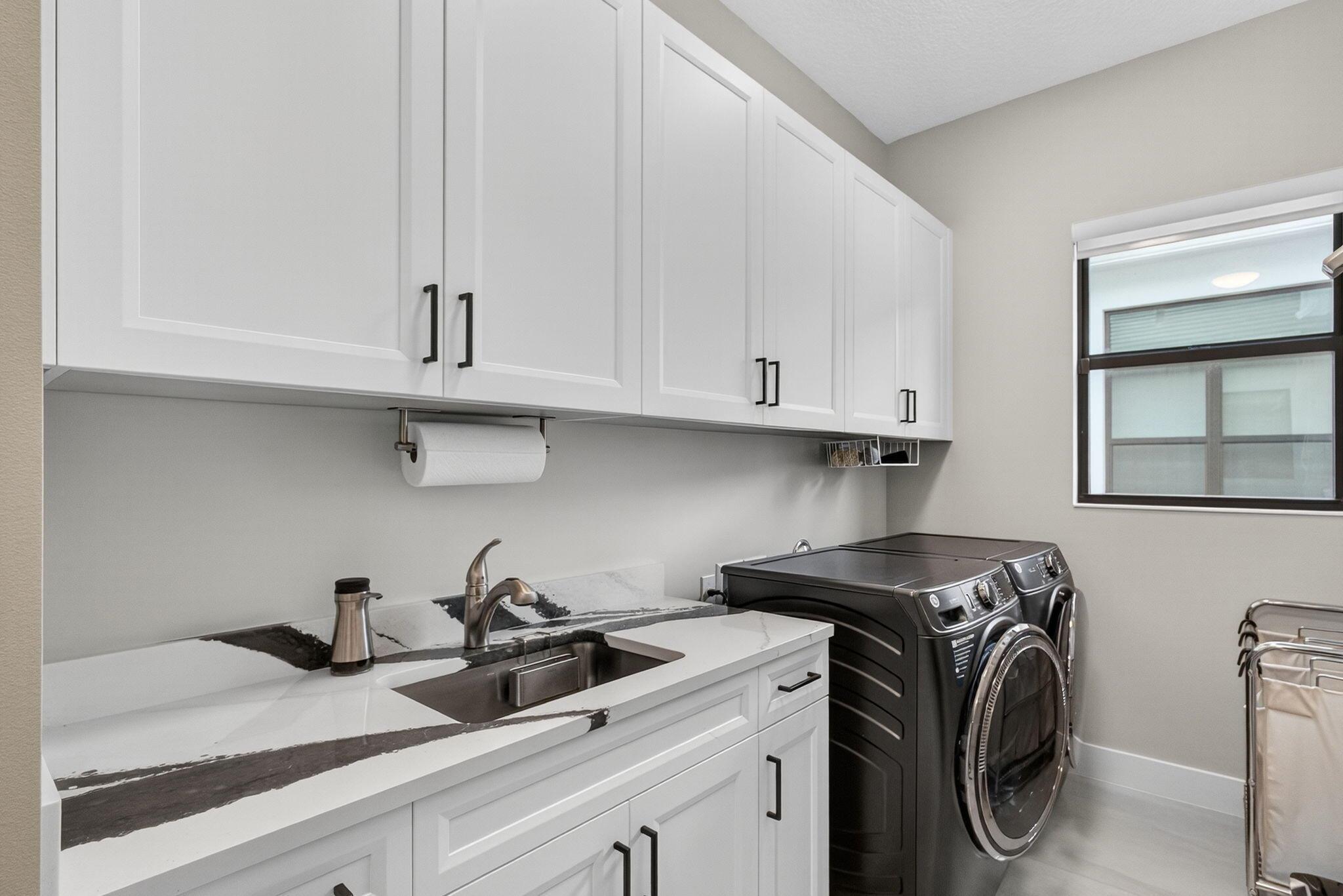 CRESSWIND PALM BEACH - Residential