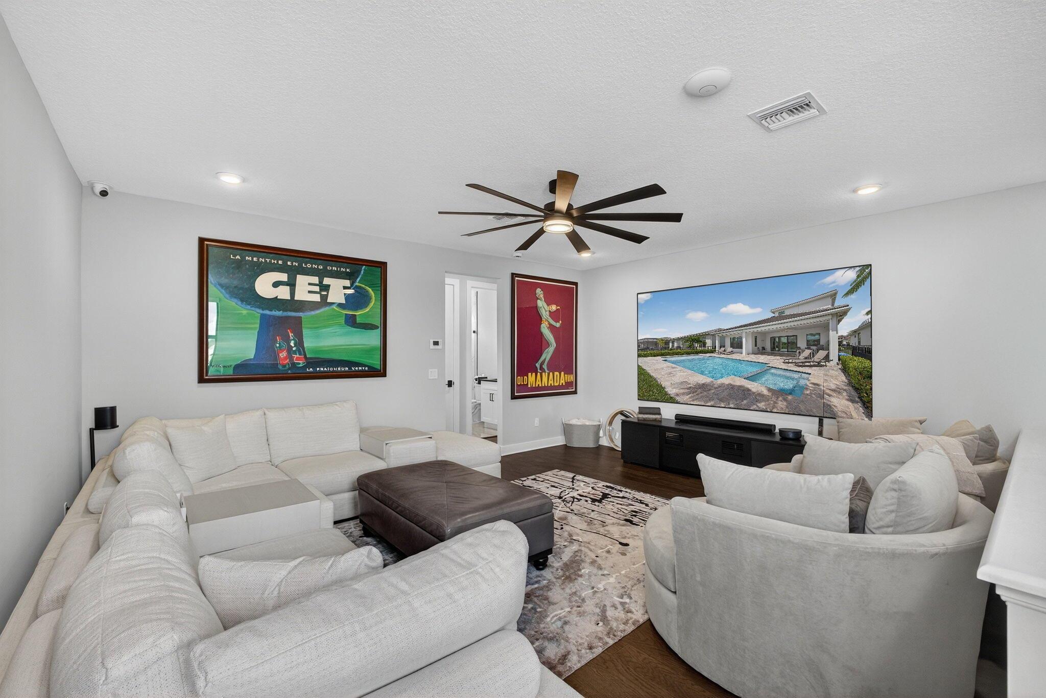 CRESSWIND PALM BEACH - Residential