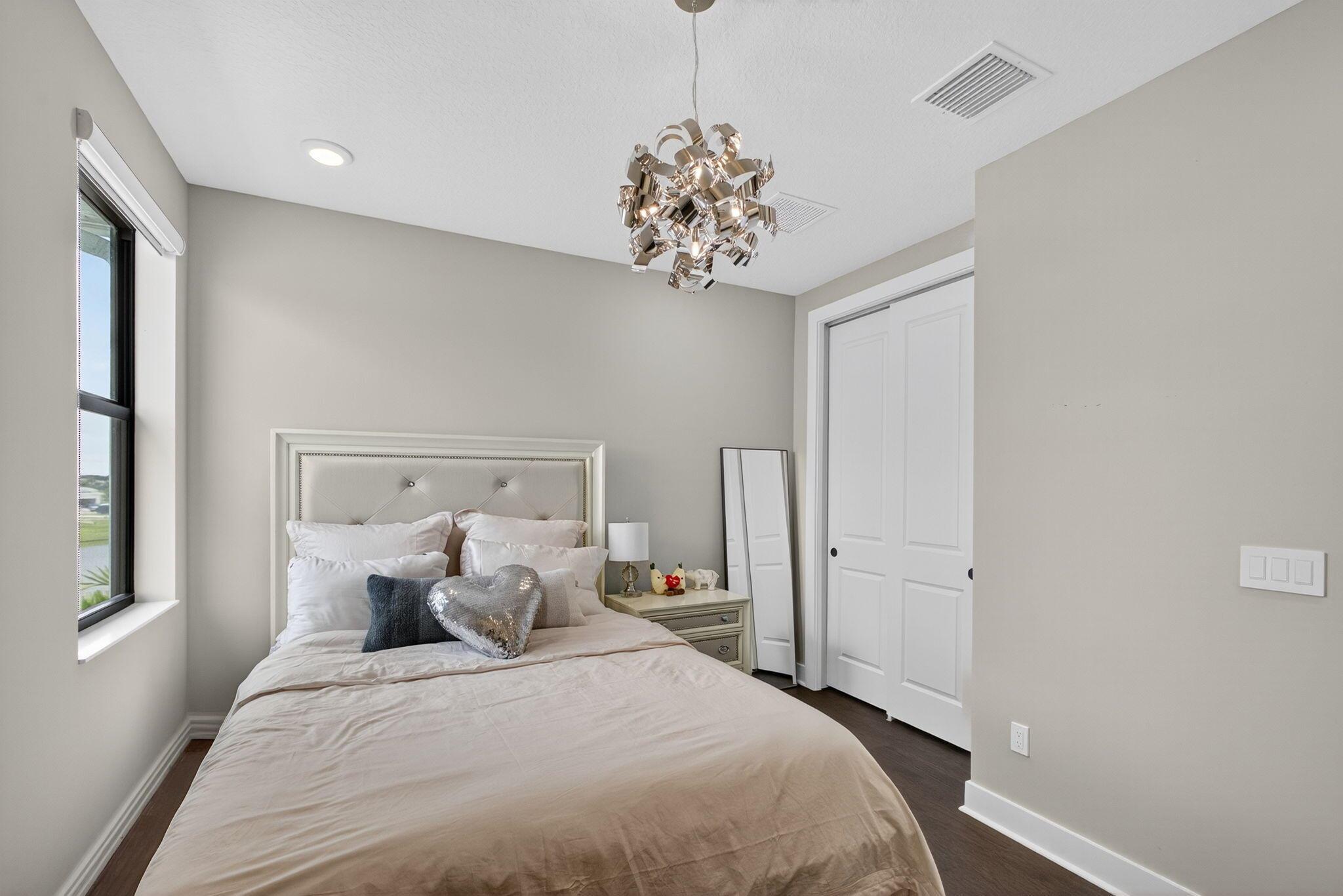 CRESSWIND PALM BEACH - Residential