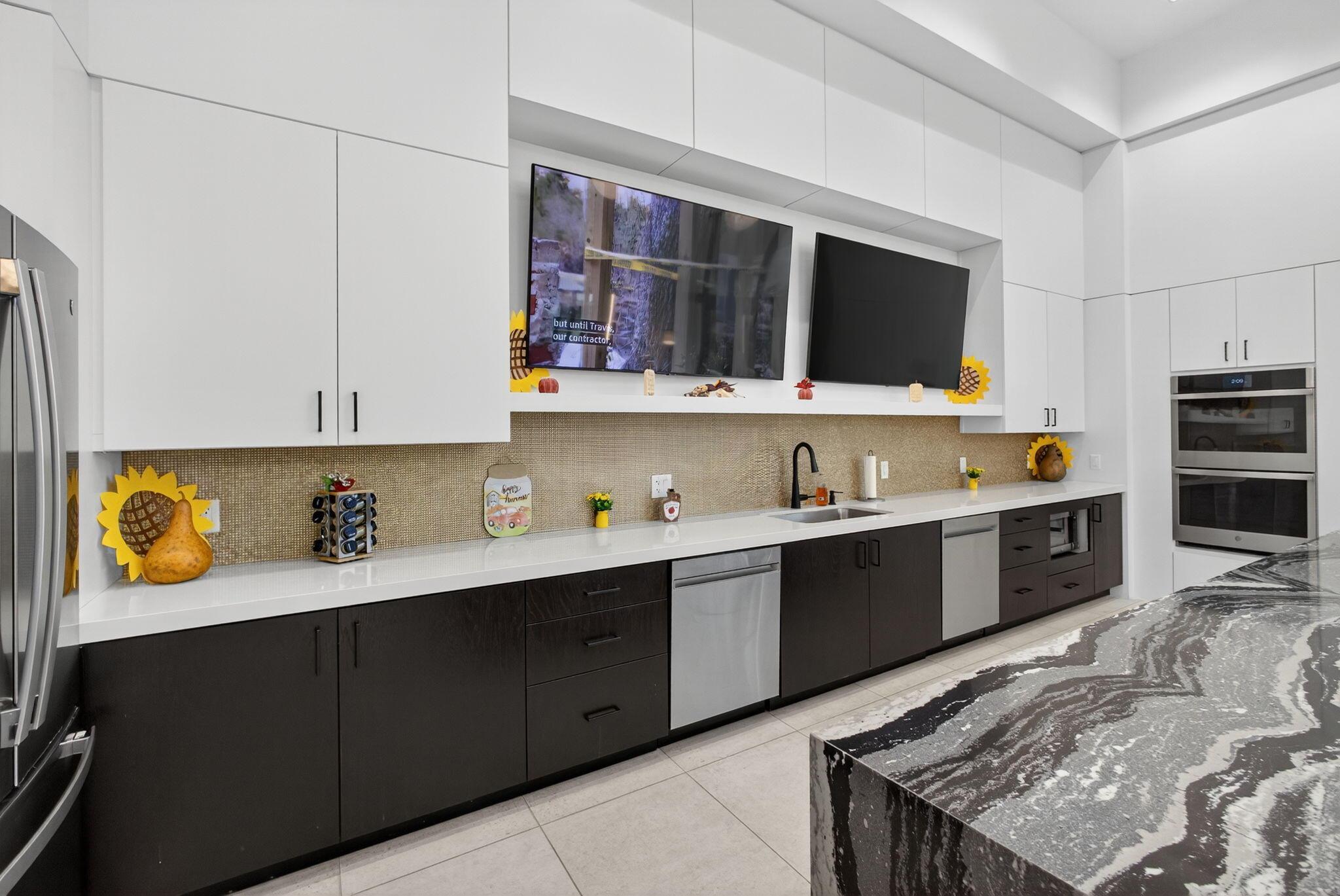 CRESSWIND PALM BEACH - Residential