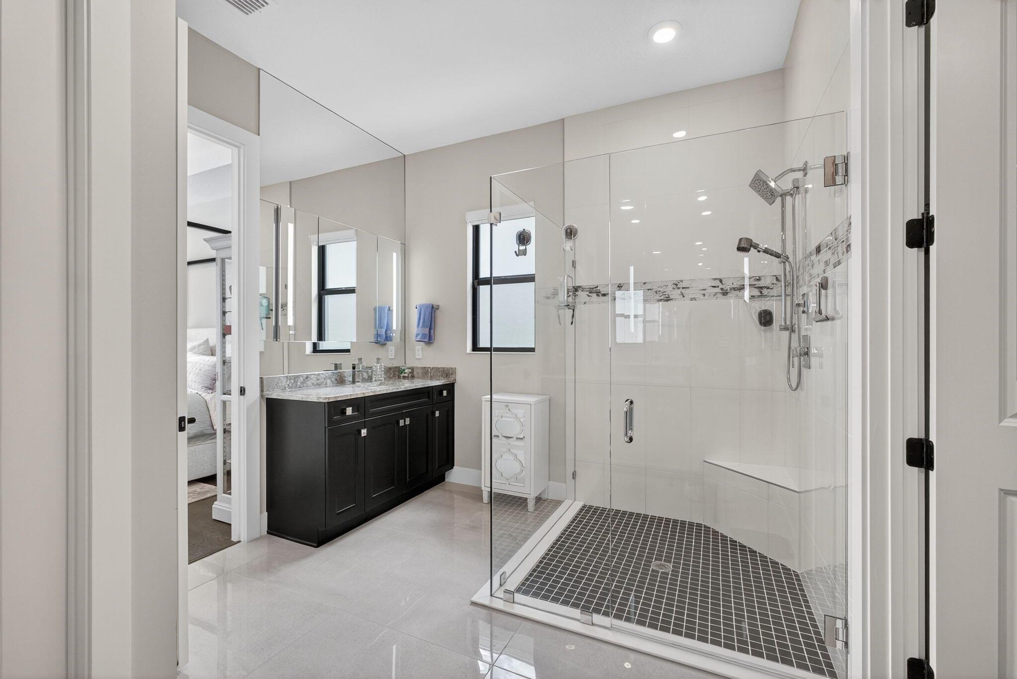 CRESSWIND PALM BEACH - Residential