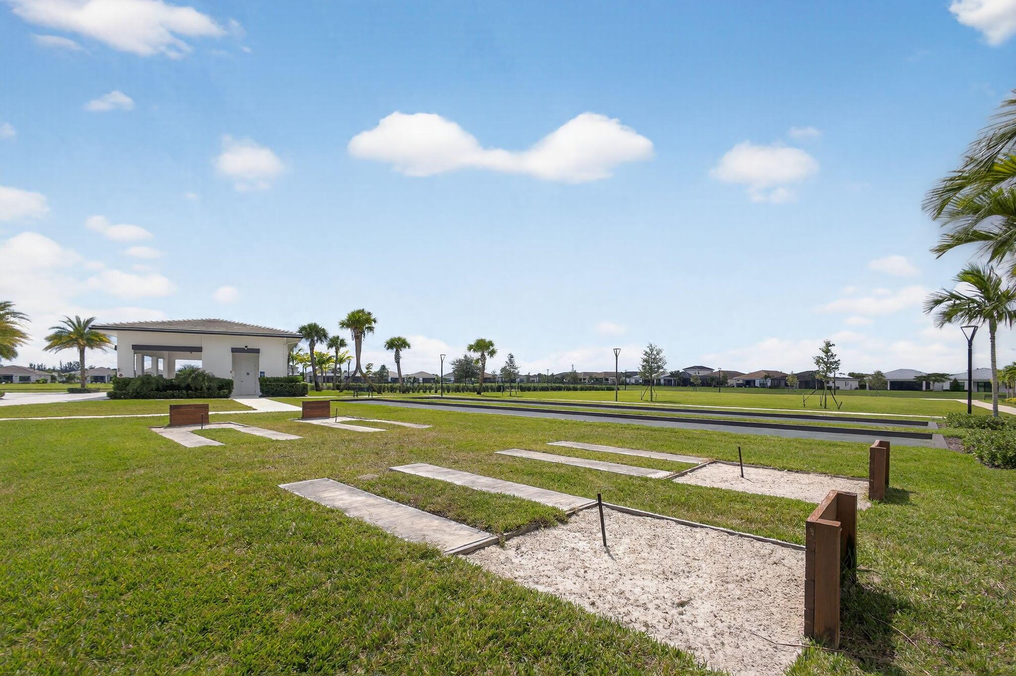 CRESSWIND PALM BEACH - Residential