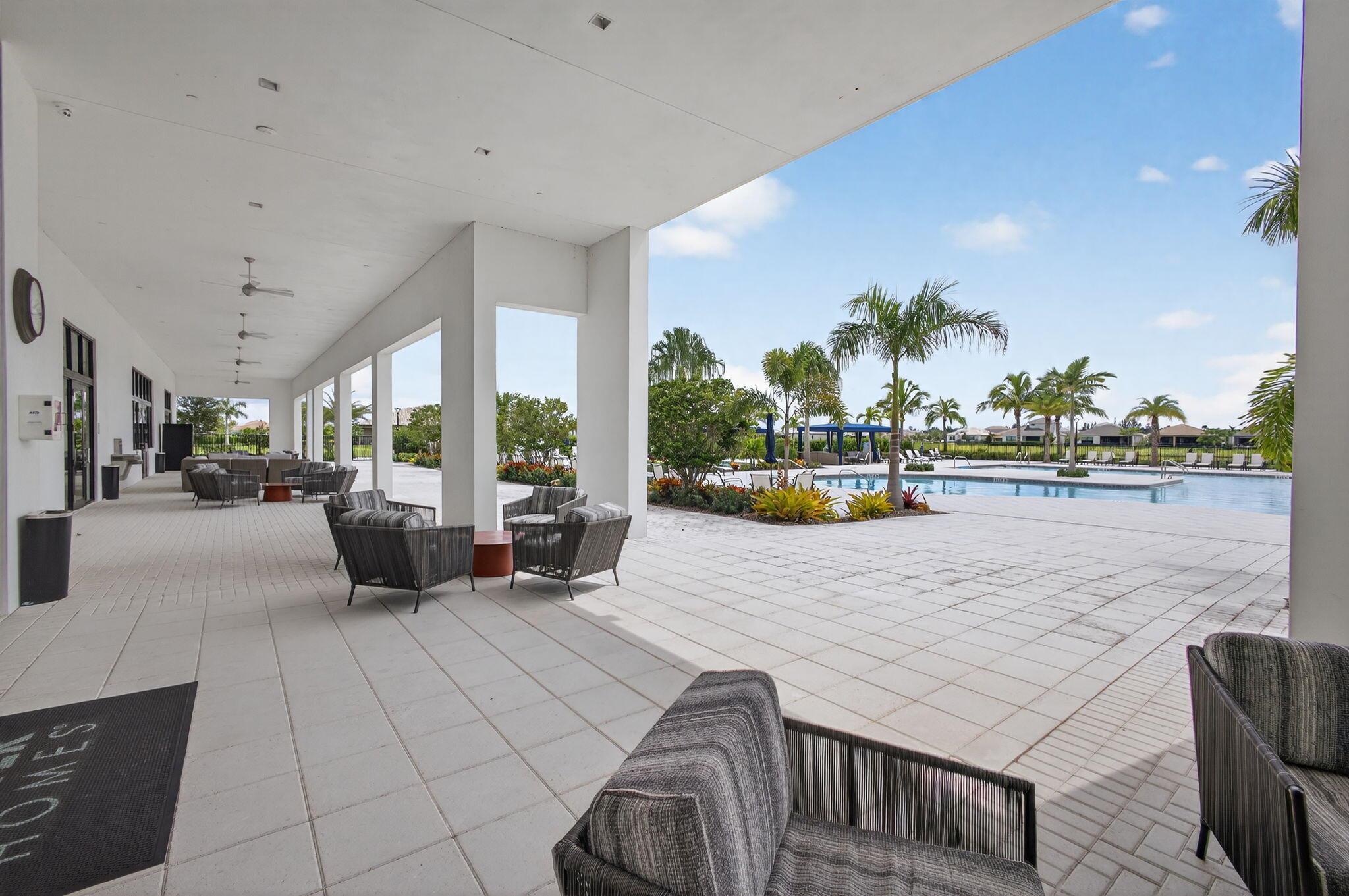 CRESSWIND PALM BEACH - Residential