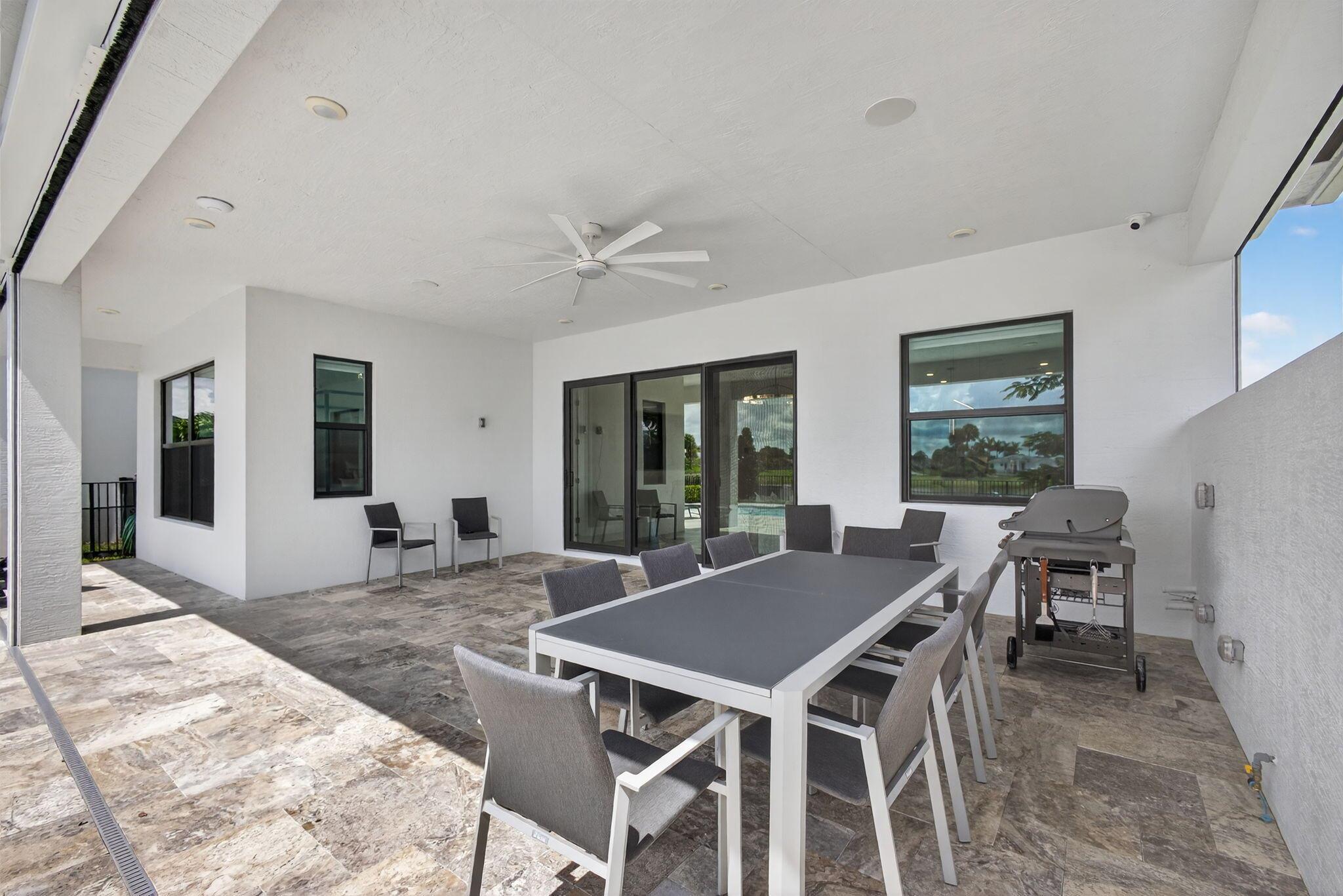 CRESSWIND PALM BEACH - Residential