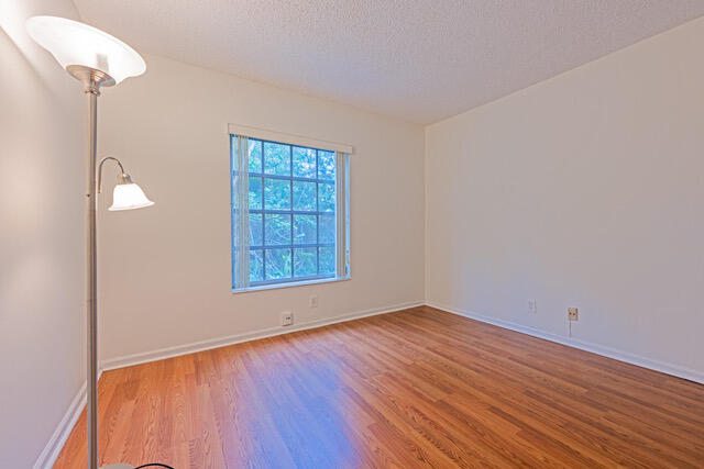 IMPERIAL POINT COLONNADES CONDO - Residential