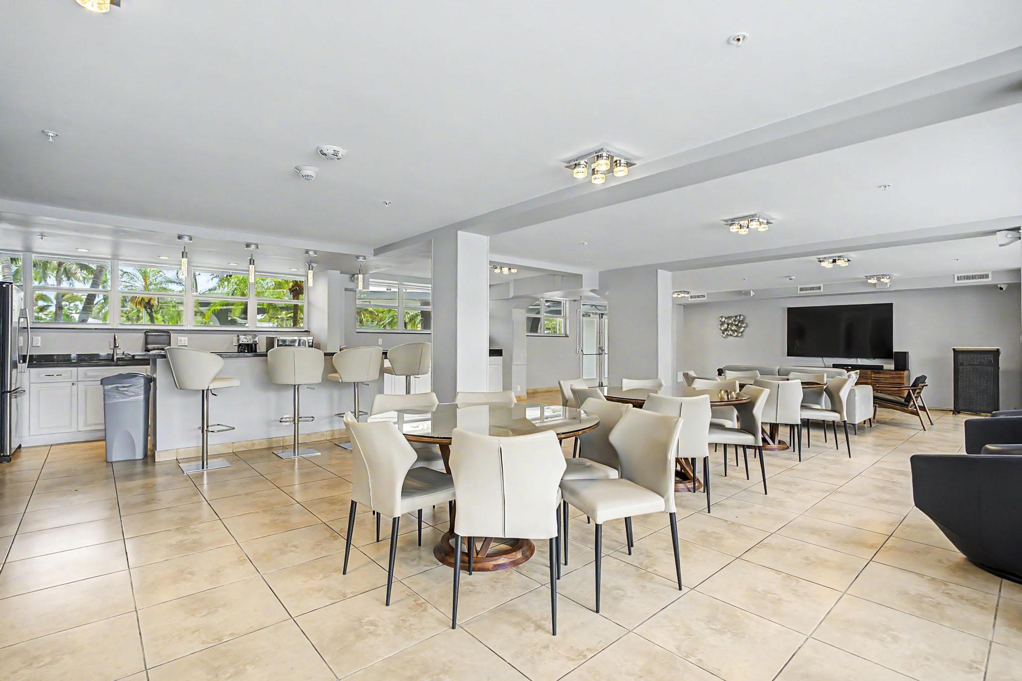 ATLANTIC TOWERS CO-OP - Residential