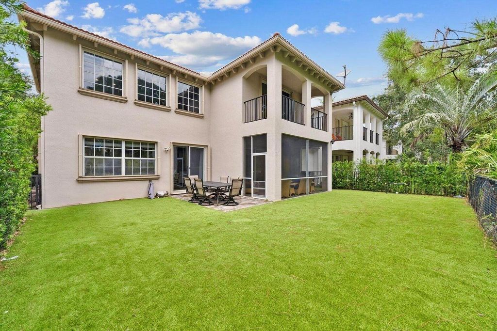 Photo of 726 Bocce Court, Palm Beach Gardens, FL 33410 (MLS # R11064120)