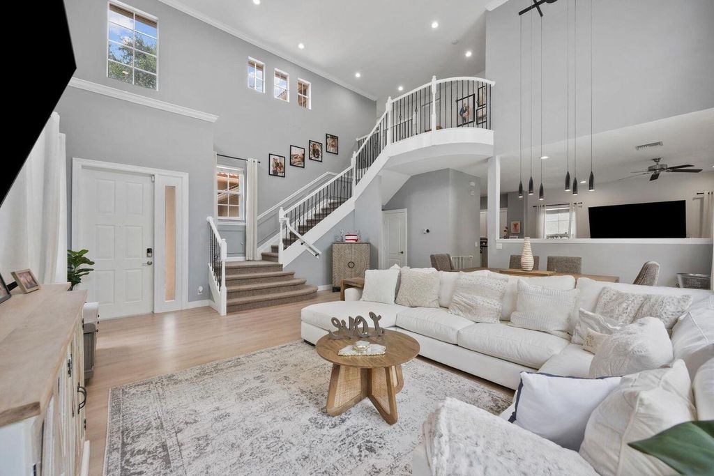 Photo of 726 Bocce Court, Palm Beach Gardens, FL 33410 (MLS # R11064120)