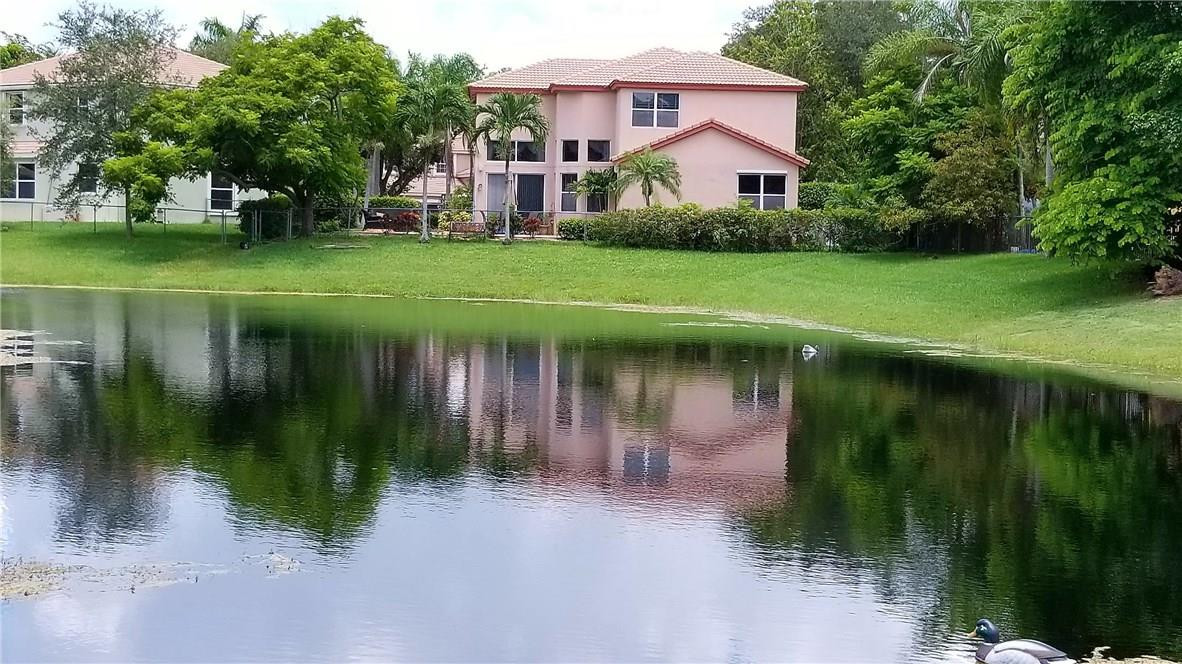 Countrys Point 119-29 B - Residential