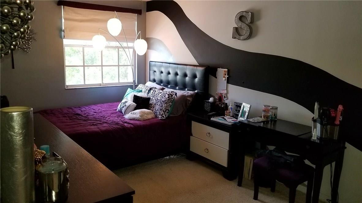 Countrys Point 119-29 B - Residential