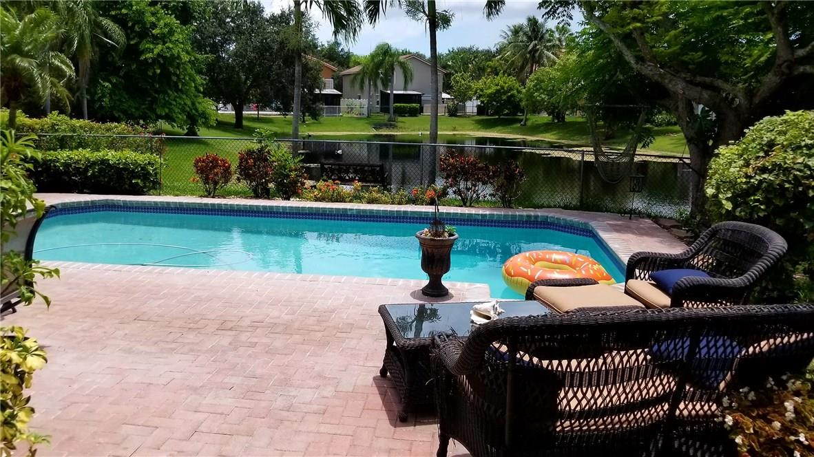 Countrys Point 119-29 B - Residential