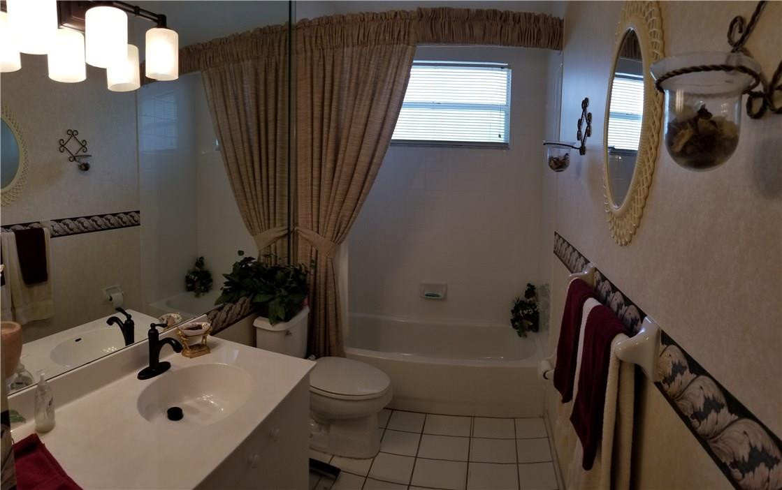 Countrys Point 119-29 B - Residential