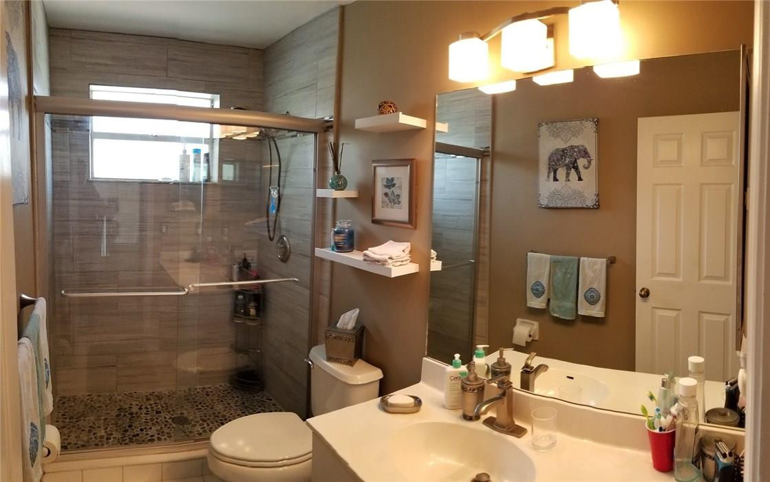 Countrys Point 119-29 B - Residential
