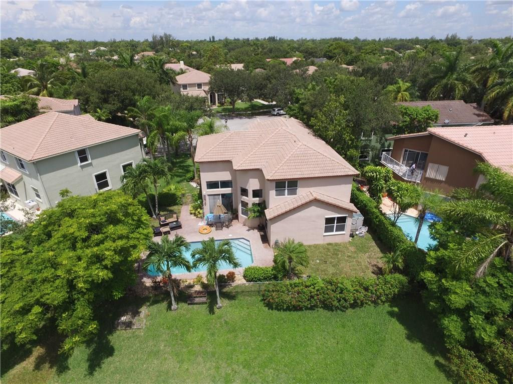 Countrys Point 119-29 B - Residential