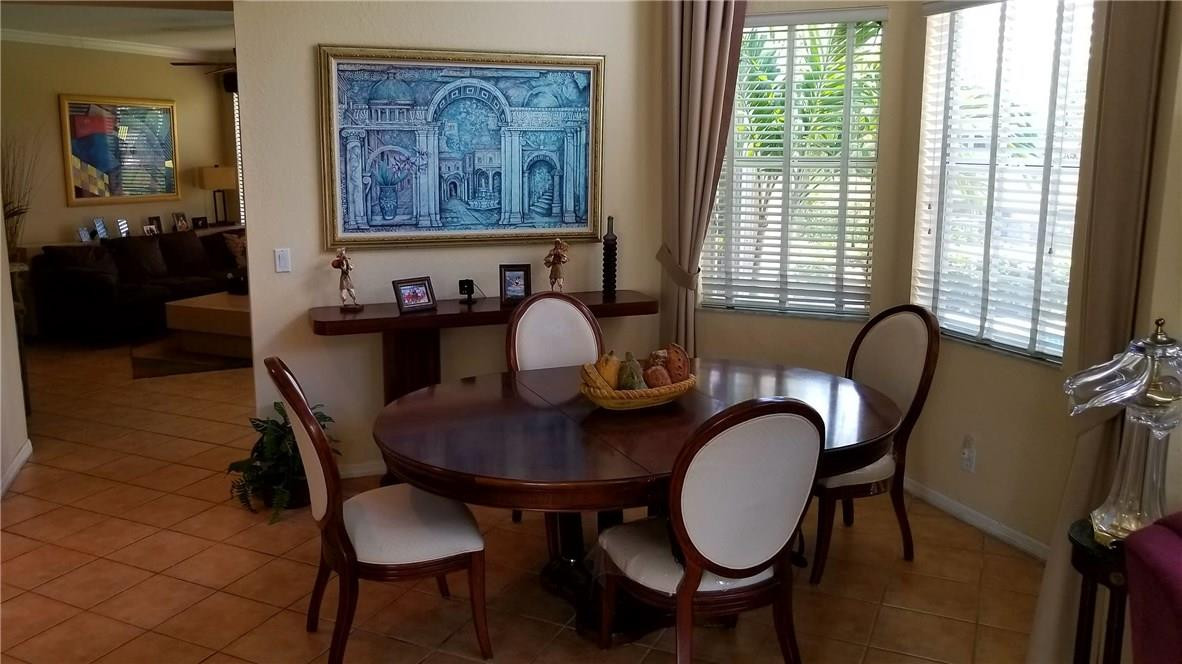 Countrys Point 119-29 B - Residential
