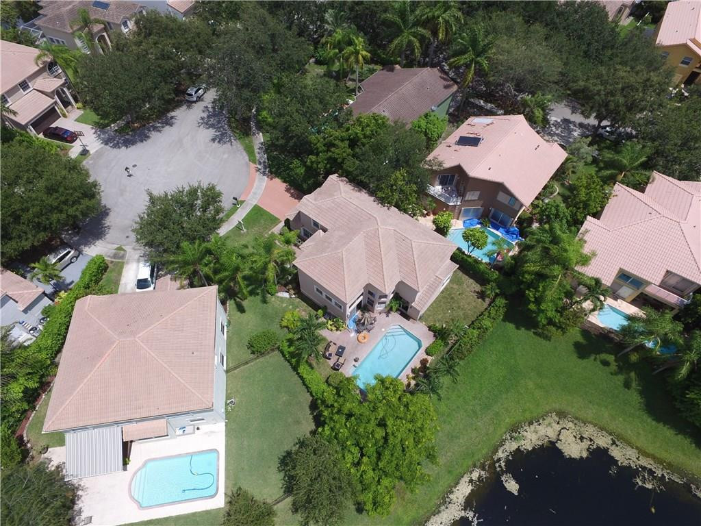 Countrys Point 119-29 B - Residential