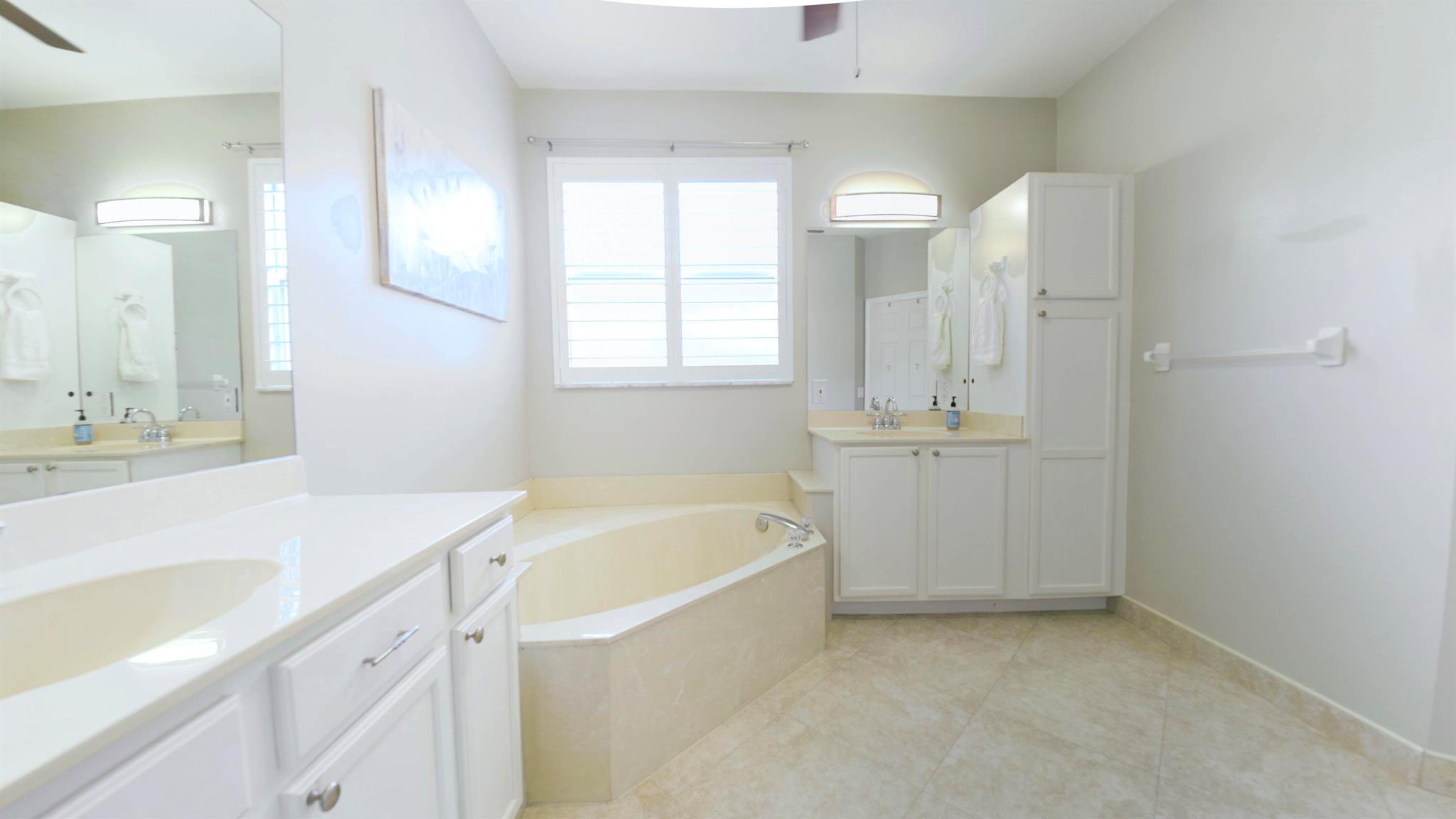 HIDDEN HOLLOW 2 - Residential