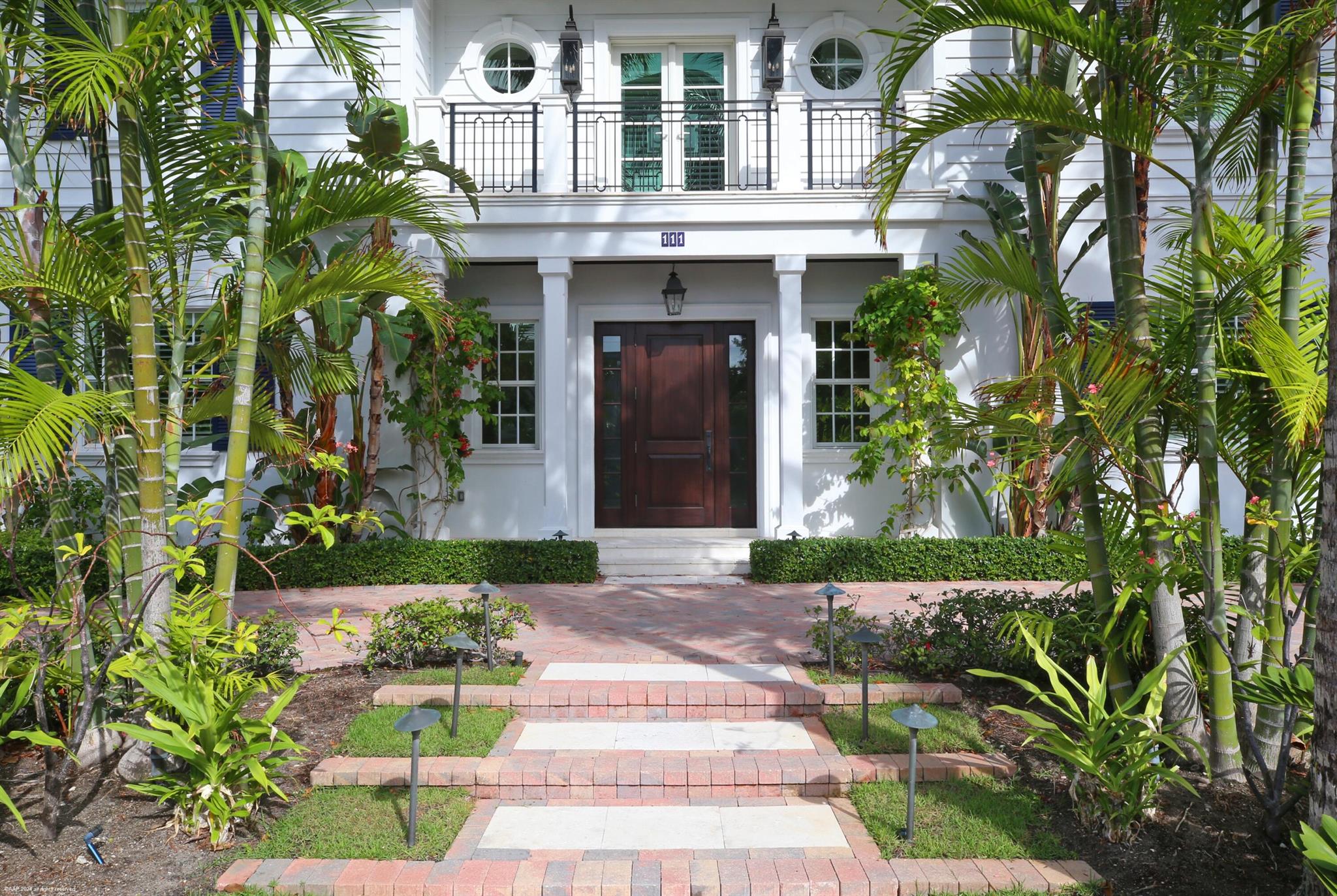 RUSSLYN EXTENSION - Residential