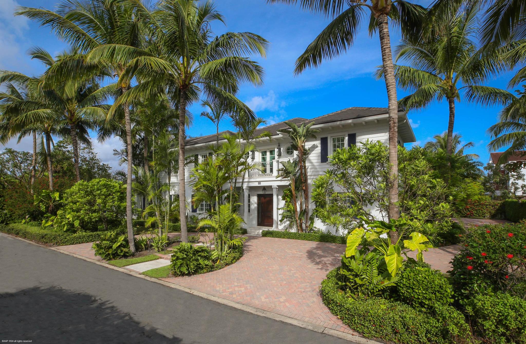 RUSSLYN EXTENSION - Residential