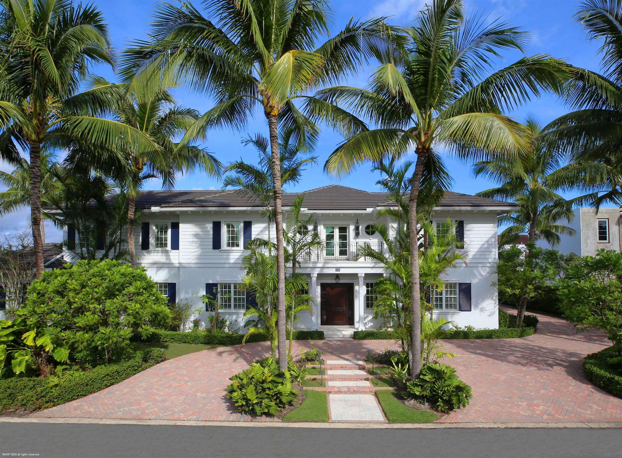 RUSSLYN EXTENSION - Residential