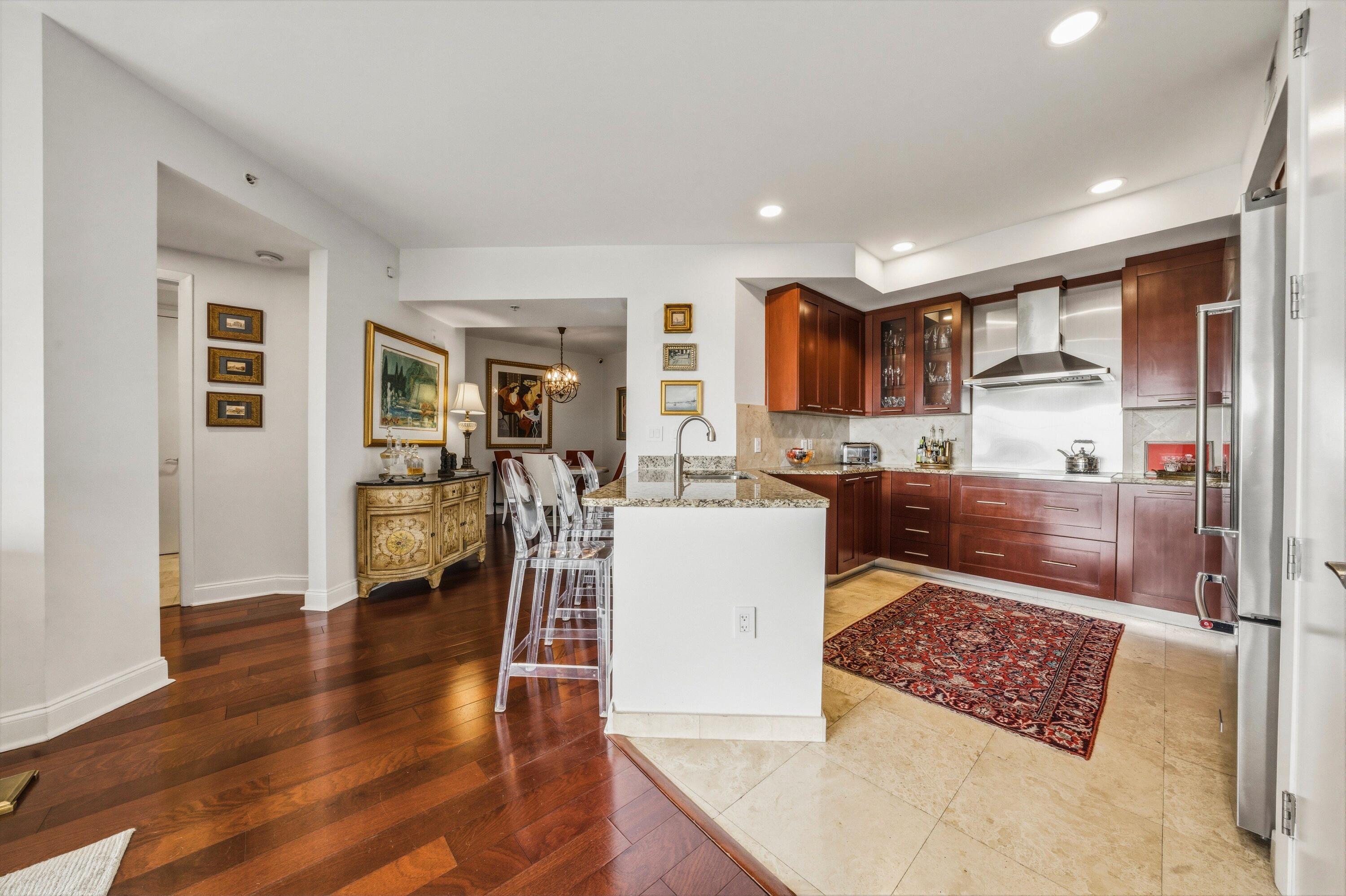 2509 N Ocean Boulevard 676