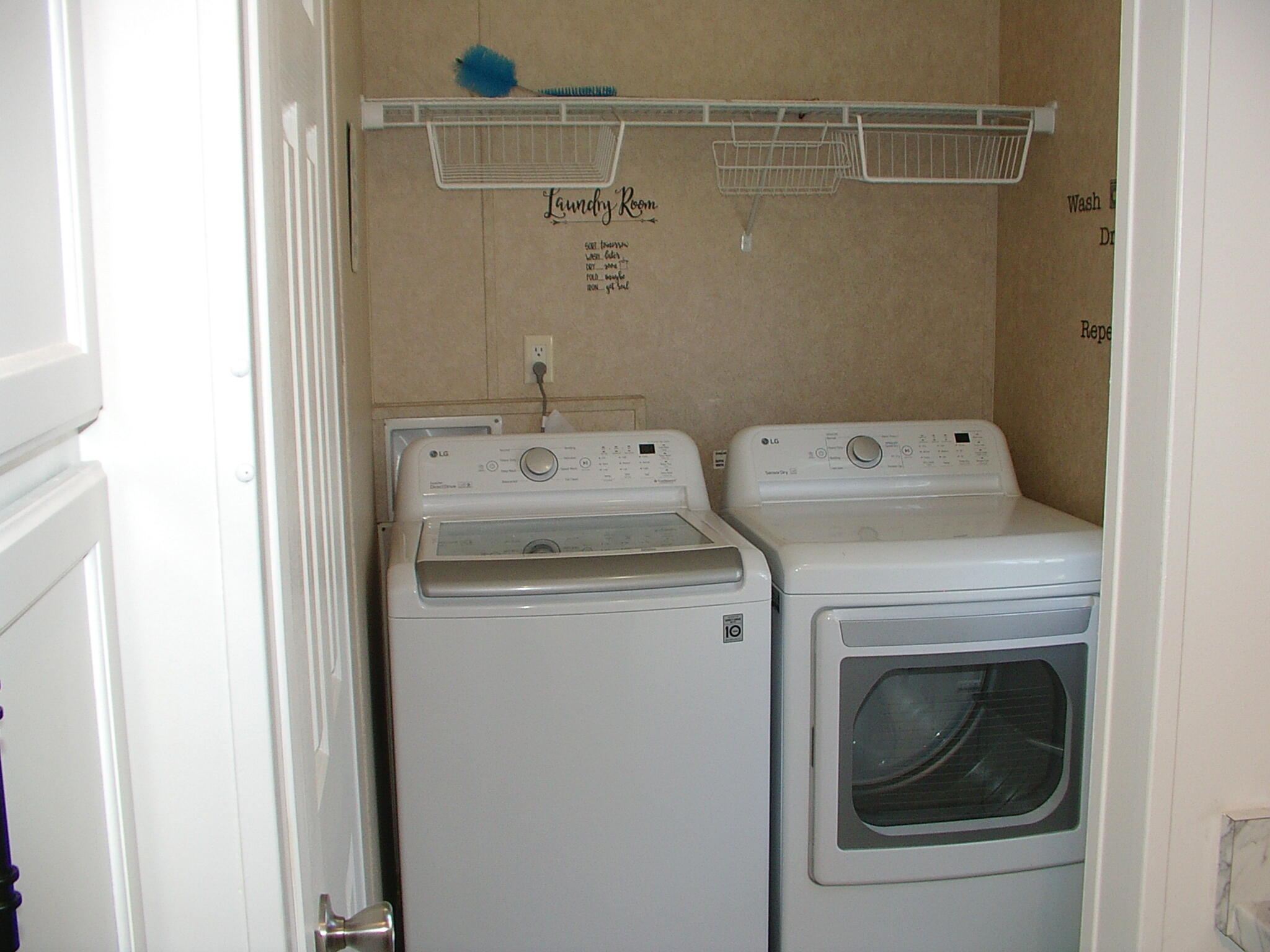 THE MEADOWS - Residential