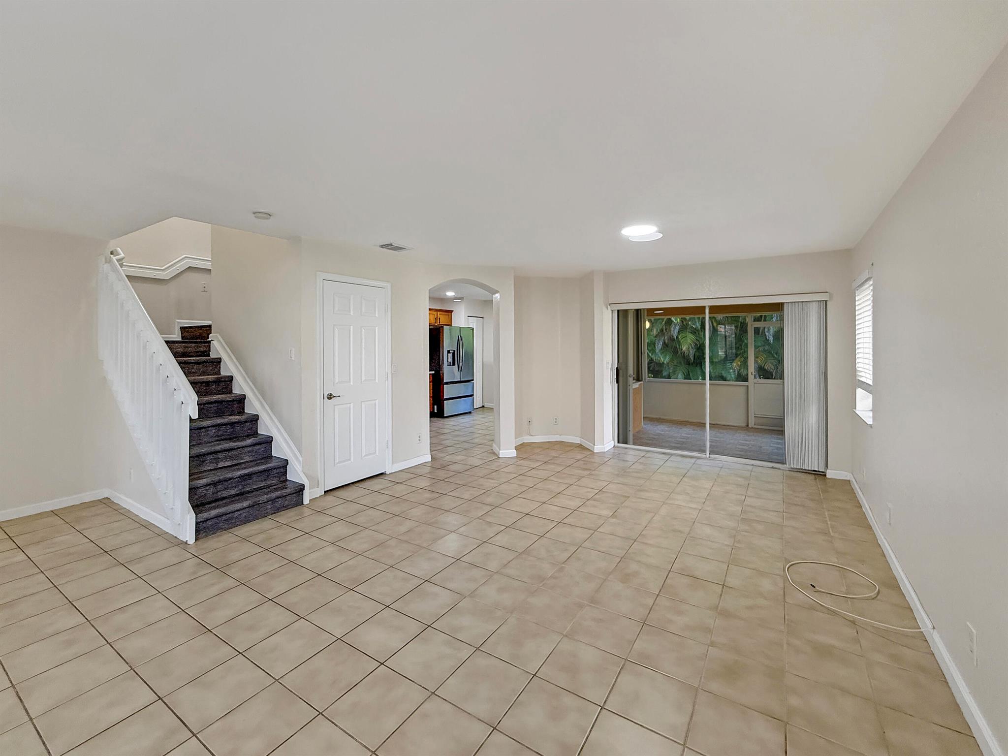 6160 Sugar Loaf Lane