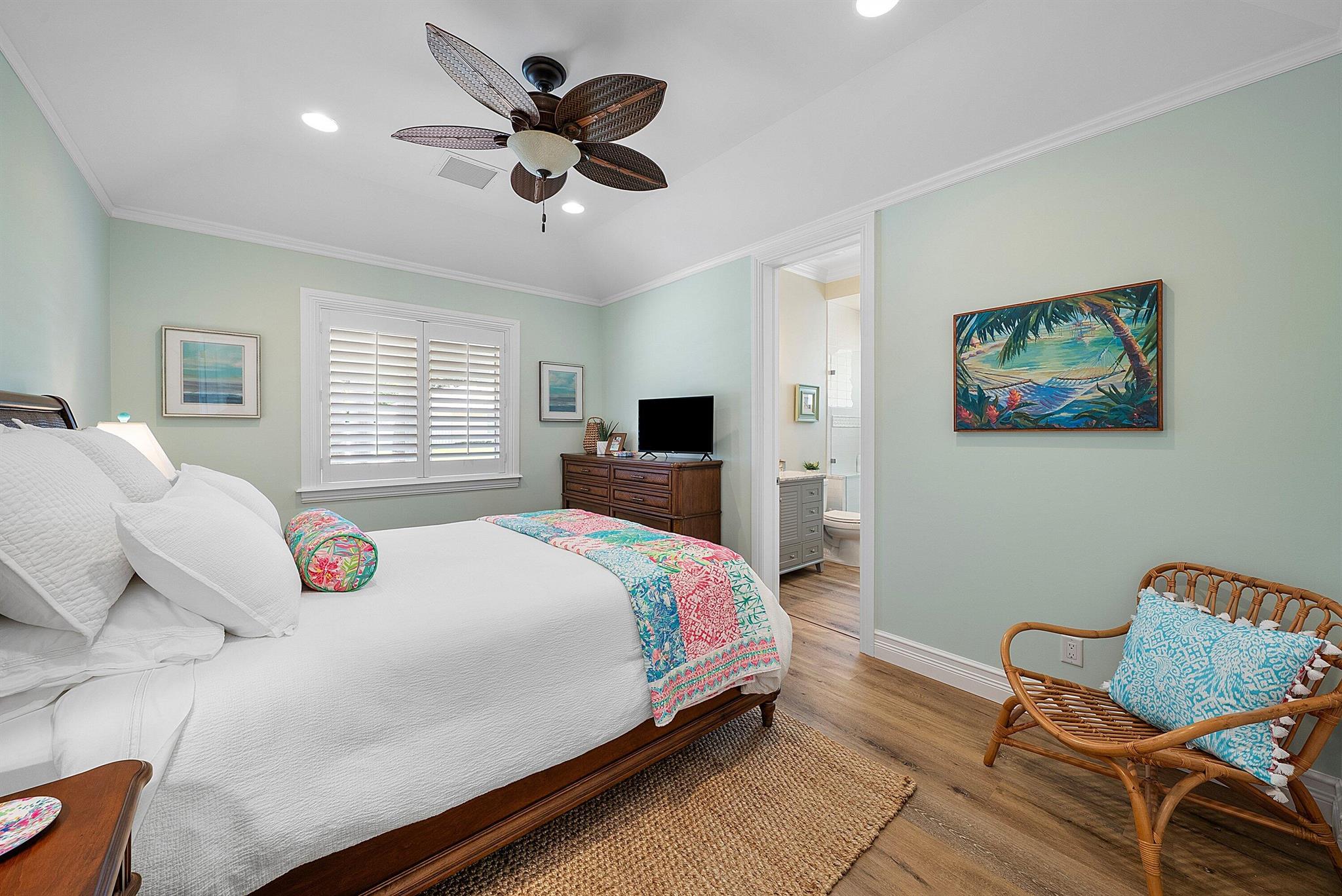 RIO VISTA OF ISLAND SHORE - Residential