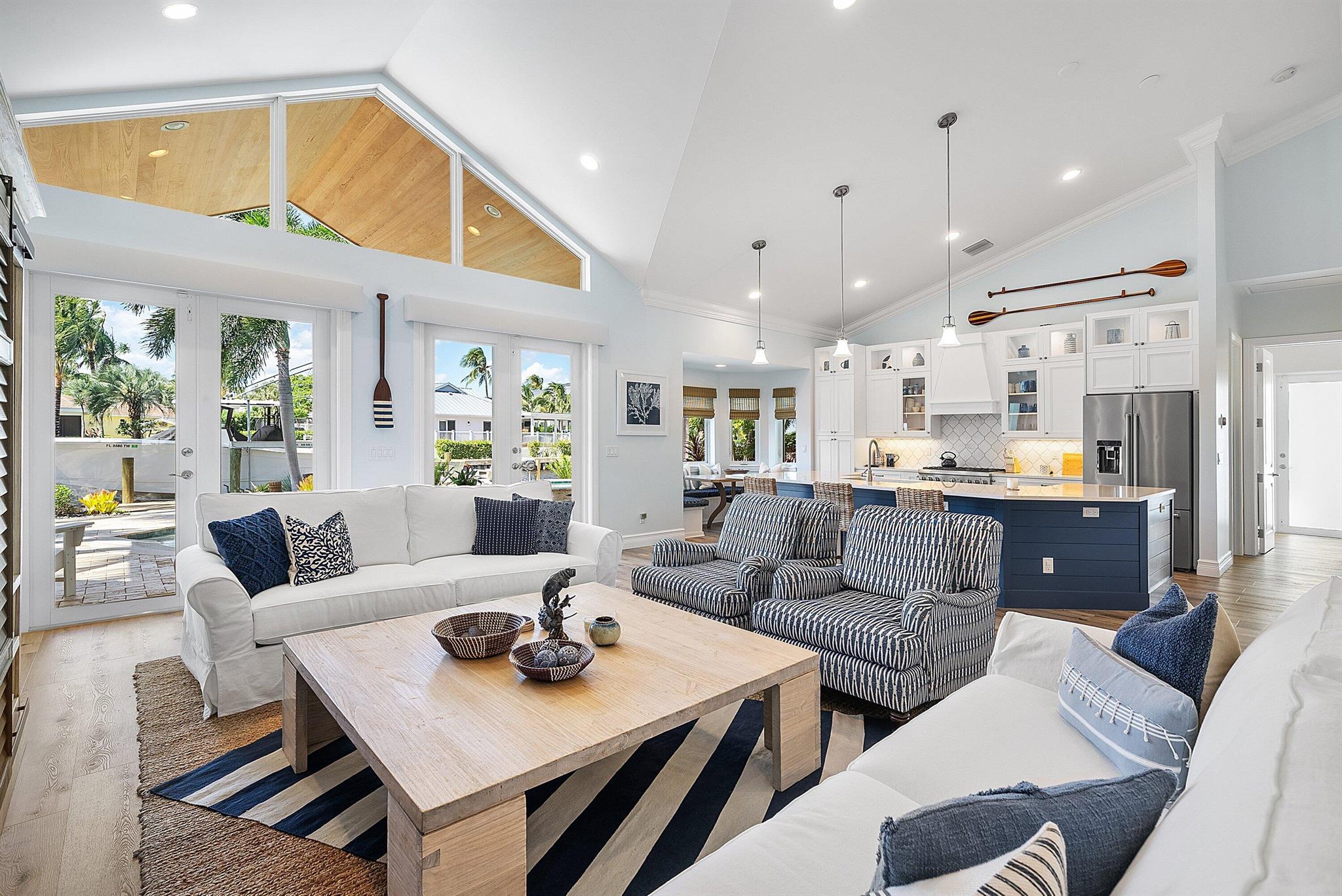 RIO VISTA OF ISLAND SHORE - Residential