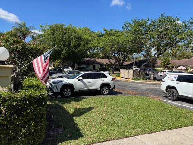 STRATHMORE GATE I UNIT ONE - Residential