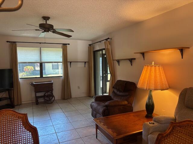 STRATHMORE GATE I UNIT ONE - Residential