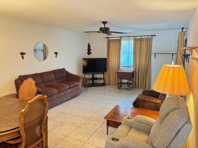 STRATHMORE GATE I UNIT ONE - Residential