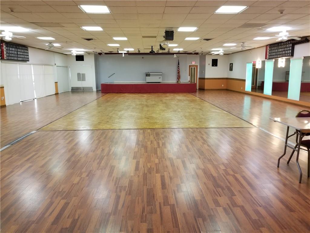 Garnet condo - Residential