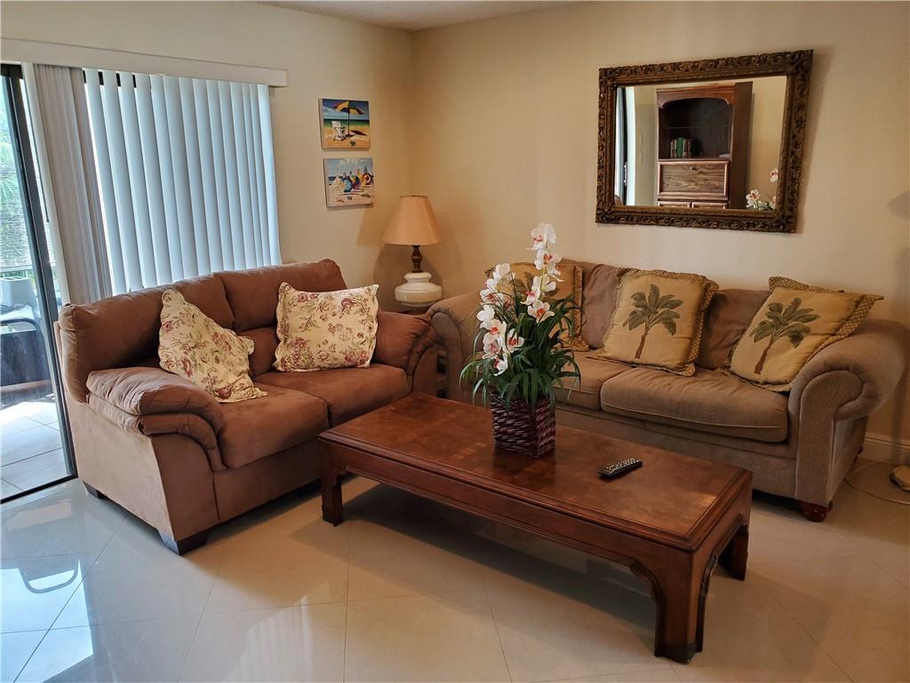 Garnet condo - Residential