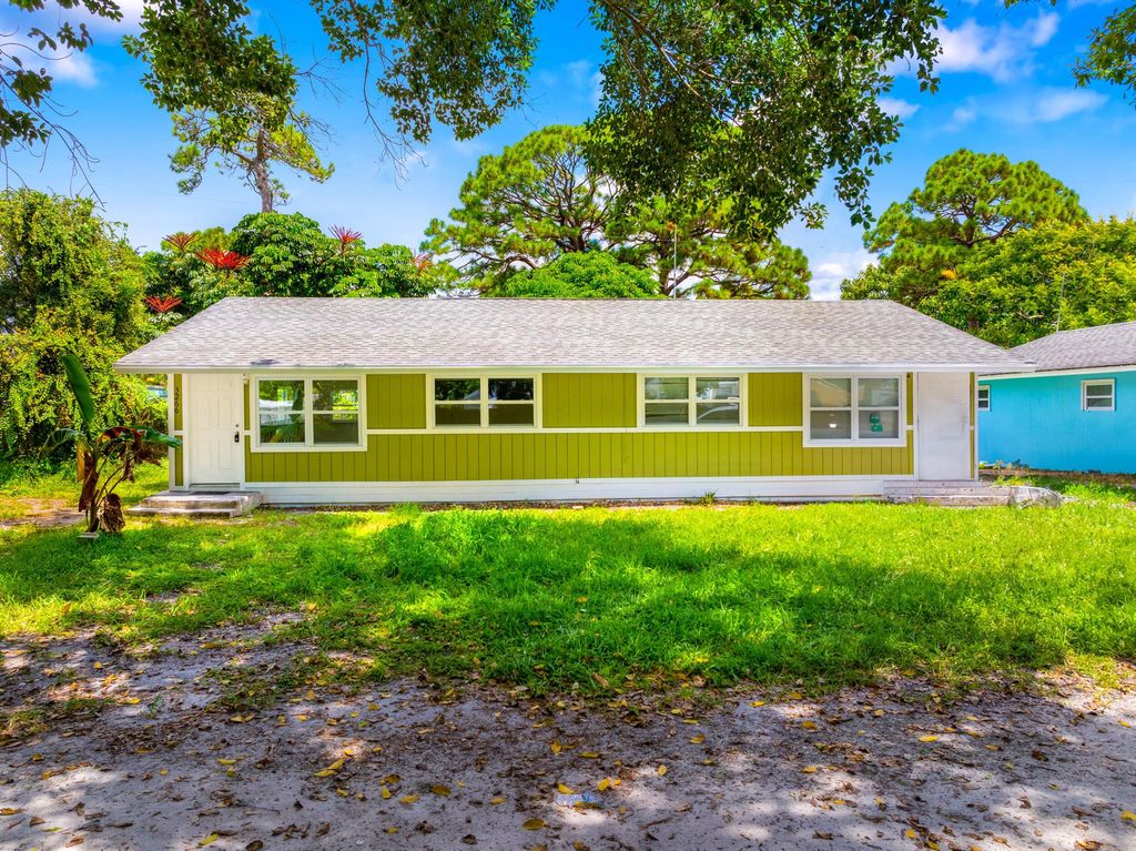 Photo of 3258 S 7th Street #3266, Fort Pierce, FL 34982 (MLS # R11011666)