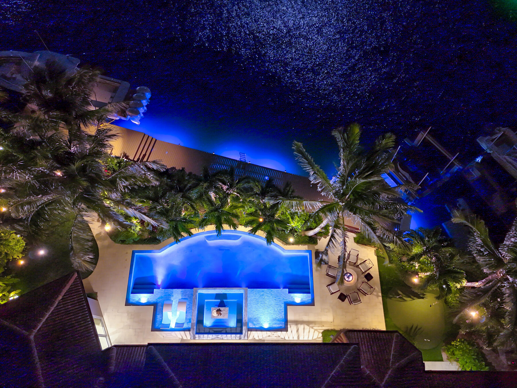 YACHT HARBOR MANOR - Residential