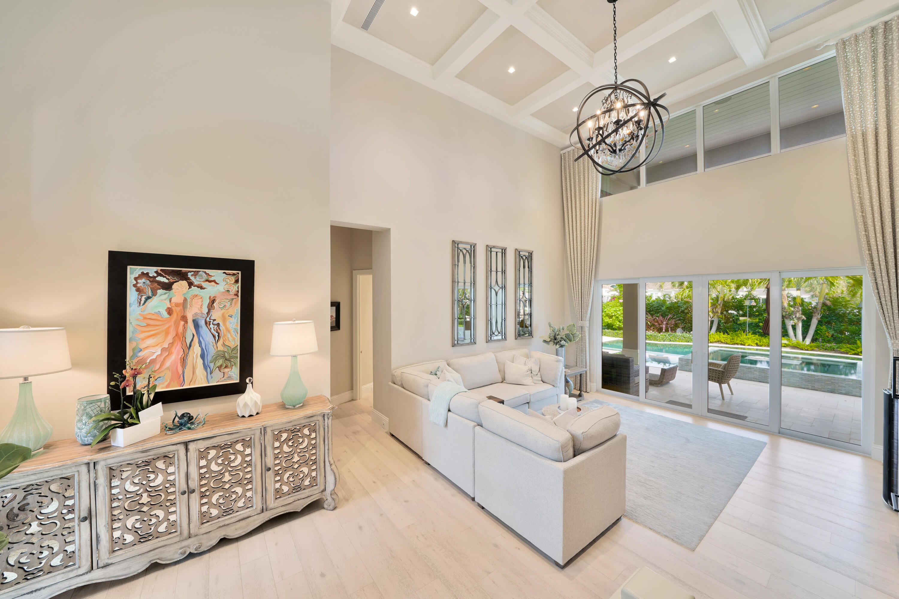 YACHT HARBOR MANOR - Residential