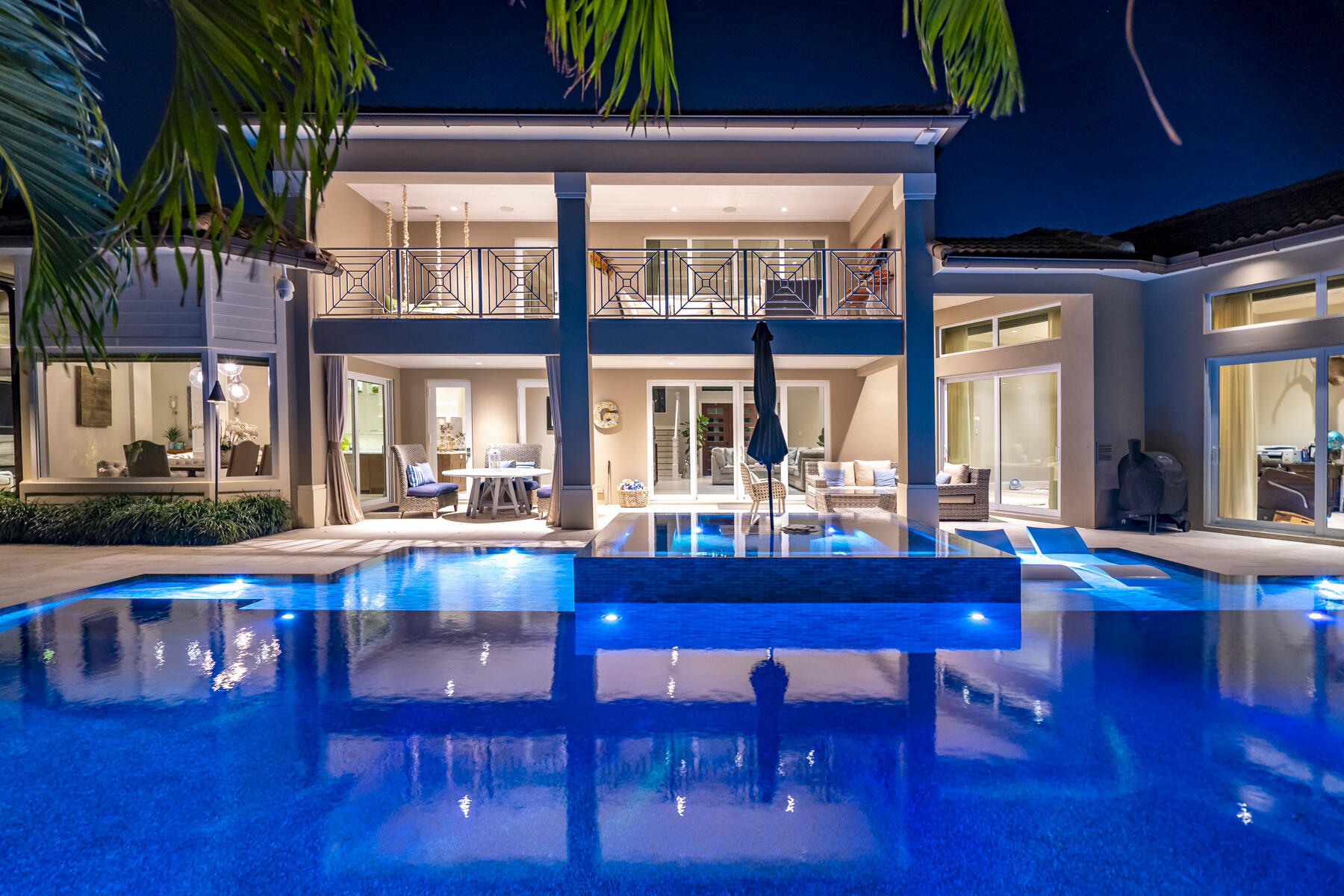 YACHT HARBOR MANOR - Residential