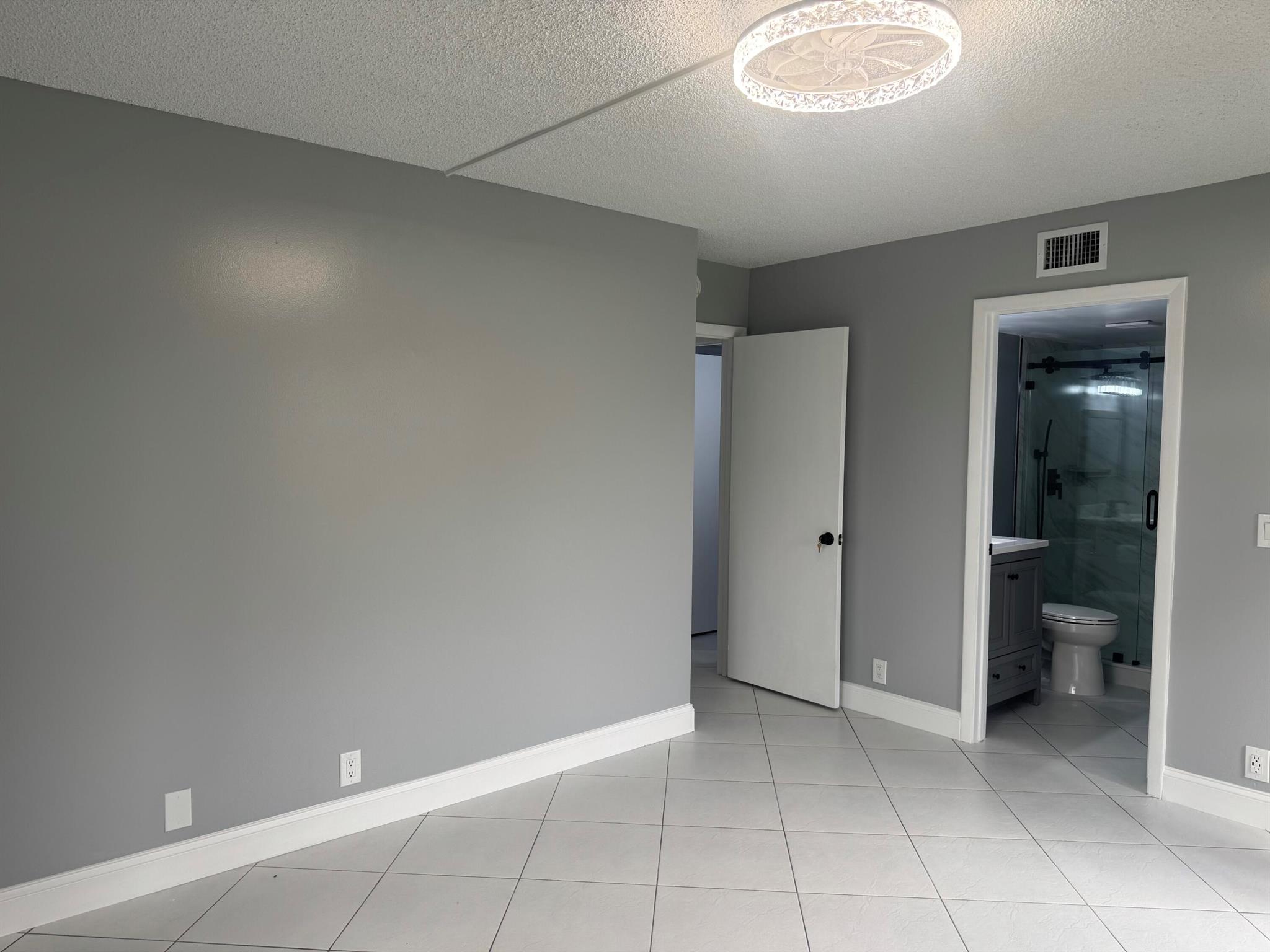 PINE RIDGE NORTH VILLAGE - Residential Lease