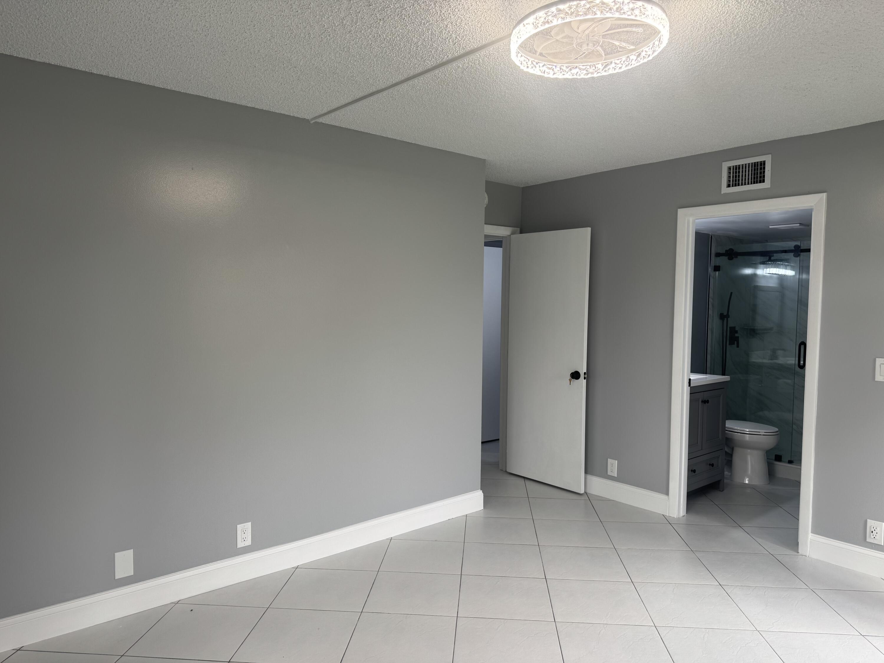 PINE RIDGE NORTH VILLAGE - Residential Lease