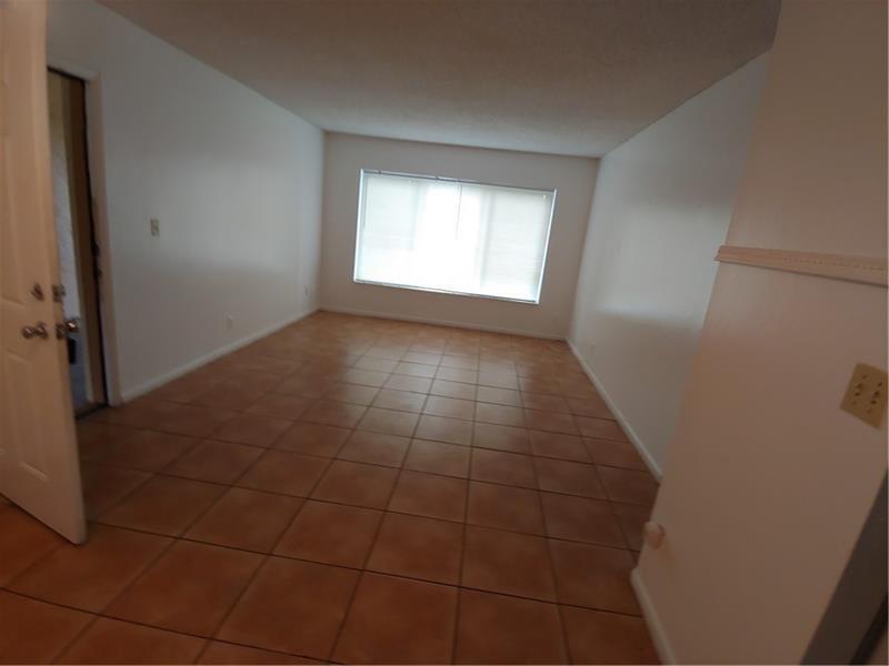 LAKESIDE CONDO - Residential