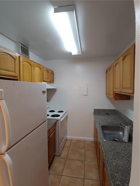 LAKESIDE CONDO - Residential