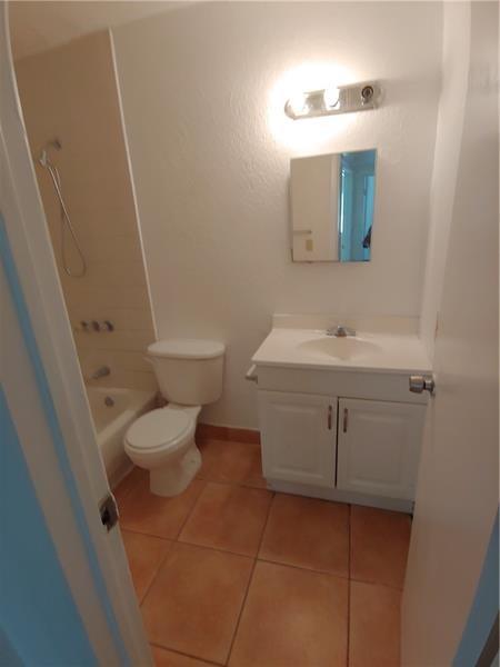 LAKESIDE CONDO - Residential
