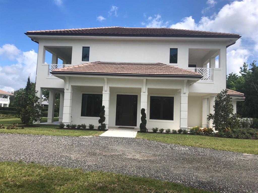 This newly constructed 3 bedroom, 3-1/2 bath home will be available on Oct. 1st to rent for next season. This beautiful home has all three bedrooms on the second level. Washer/dryer upstairs and downstairs. Only a 10 minute hack to show grounds!! The listing price of $22,500 is per month. There is a 90 day minimum lease term.