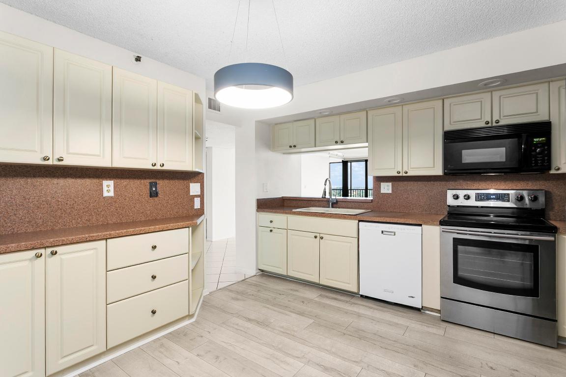 CORONADO AT HIGHLAND BEACH CONDO - Residential