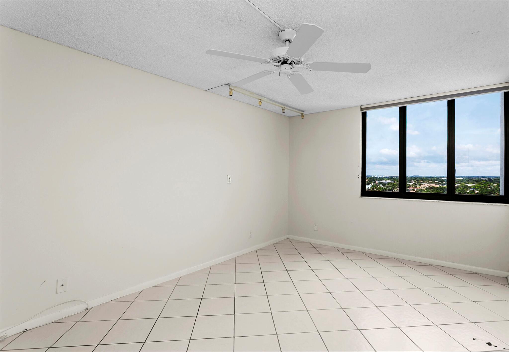 CORONADO AT HIGHLAND BEAC - Residential