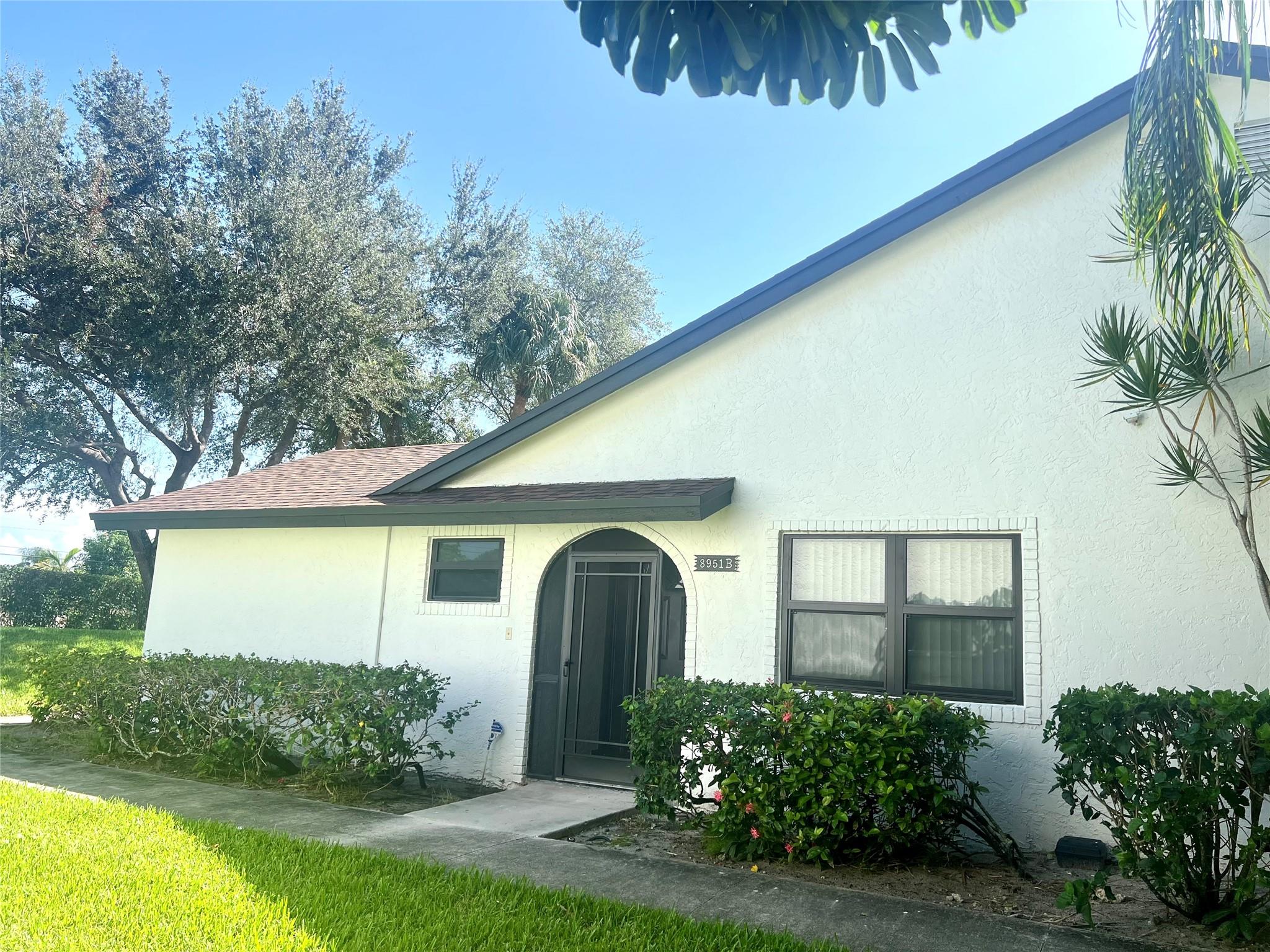 Ready to Move and Completely renovated Villa at the beautiful Boca Raton area, with the low HOA in Palm Beach area. New Roof 07-2022, Impact front windows and door 08-2022, water heater 2023, the 2 complete bathrooms just renovated 08-25, Complete Open and renovate kitchen 2020, master bathroom has walking closet and a extra Ikea modern closet, washer and dryer in unit, modern lights throughout the villa, dining and Living room with vaulted ceiling, laminate flooring, vinyl laminate and tile, beautiful and private patio, A walking and beautiful area, ClubHouse offers a big space, billiard table, and more, pool area, also a recreative area for Kids, outside sports basketball, tennis and pickleball.