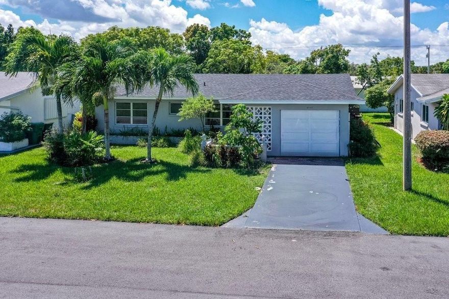 Don’t miss this spacious 2 bedroom, 2 bathroom rental in the heart of Tamarac Mainland. Featuring an open living area, comfortable bedrooms, and a practical layout ideal for everyday living. Close to shopping, dining, schools, and major highways. Easy to show, schedule your tour today.