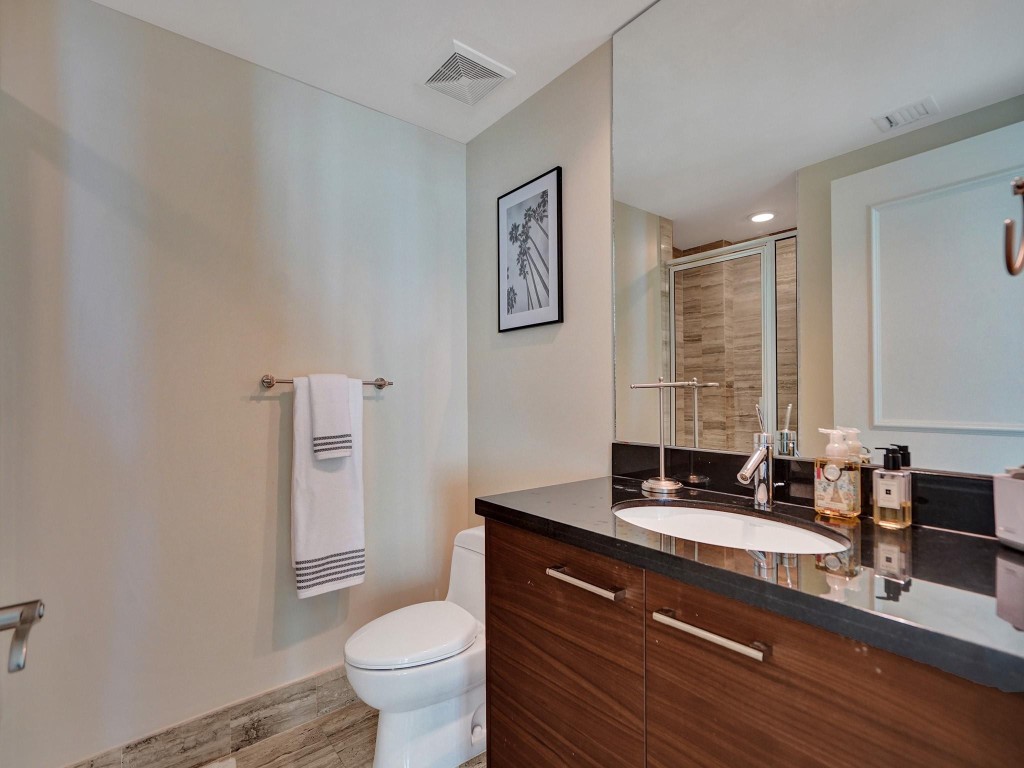 Las Olas Beach Club - Residential Lease